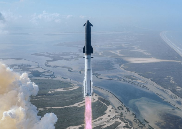 Starship V3 впервые полетел: SpaceX провела 12-й испытательный запуск